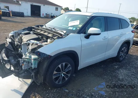 2021 Toyota Highlander Xle из США, поврежденный, VIN 5TDGZRBH6MS058452